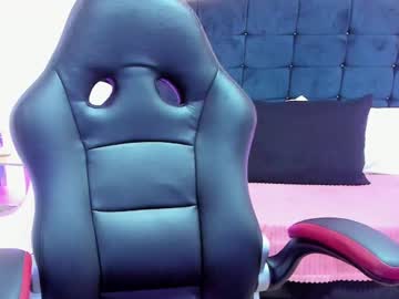 See _juanita_69 online Now @ roxpoxy.com