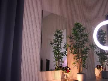 See Abbela_white online Now @ roxpoxy.com