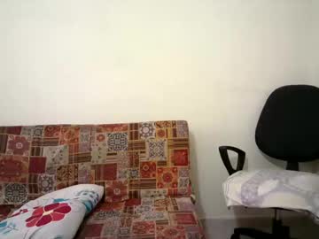 See Abril__ass online Now @ roxpoxy.com