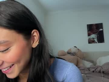 See Adriannarodriguez online Now @ roxpoxy.com