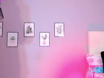 See Alaniew online Now @ roxpoxy.com