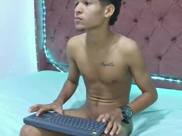 See Alexa_hotfox online Now @ roxpoxy.com