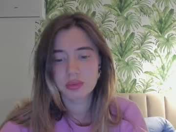 See Alicetuker online Now @ roxpoxy.com