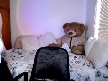 See Allierose_ online Now @ roxpoxy.com