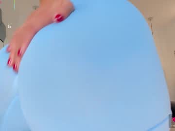 See Alyssadean_ online Now @ roxpoxy.com