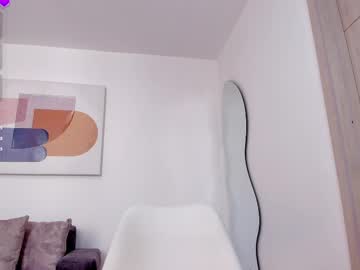See Amandaconnerx online Now @ roxpoxy.com