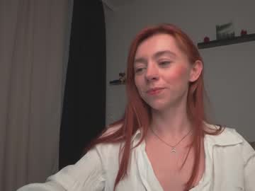 See Ameliamber0 online Now @ roxpoxy.com