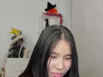 See Amiya_cute online Now @ roxpoxy.com