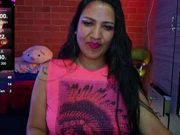 See Ammy_stones1 online Now @ roxpoxy.com