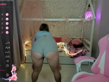 See Amy_cream online Now @ roxpoxy.com