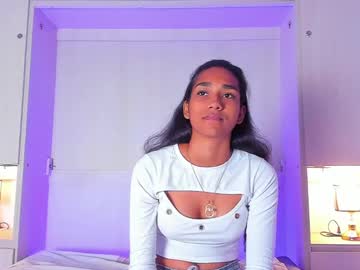 See Anaacollins_ online Now @ roxpoxy.com