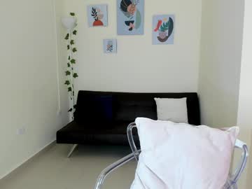 See Andressa_carpio online Now @ roxpoxy.com