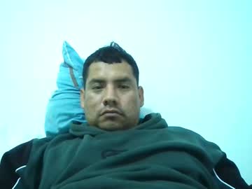 See Angeldavid90 online Now @ roxpoxy.com