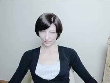 See Angelinalov_ online Now @ roxpoxy.com