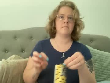 See Angeloflight273360 online Now @ roxpoxy.com