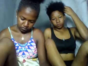 See Annick98 online Now @ roxpoxy.com