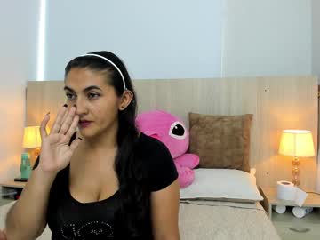 See Antonella_calderon online Now @ roxpoxy.com