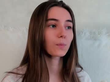 See Approche_toi_petite online Now @ roxpoxy.com