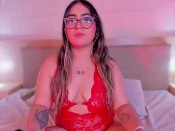See Apriifox online Now @ roxpoxy.com