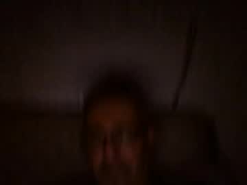 See Arammiran13 online Now @ roxpoxy.com