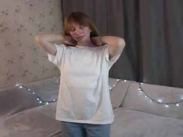 See Arielnasvish online Now @ roxpoxy.com