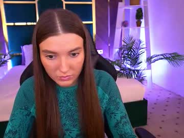 See Ashleybaee online Now @ roxpoxy.com