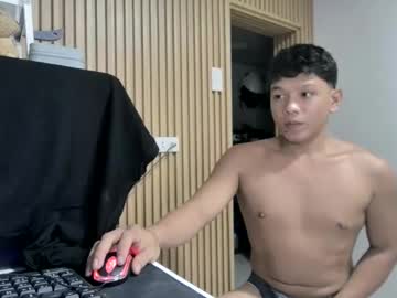 See Asian_calid22xx online Now @ roxpoxy.com