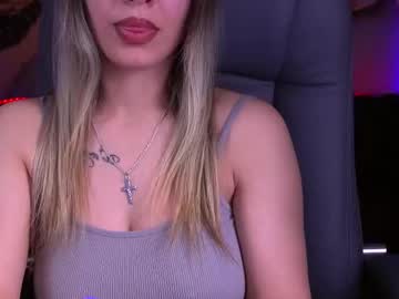 See Astraluxe_ online Now @ roxpoxy.com
