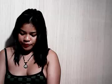 See Audrey_xx07 online Now @ roxpoxy.com