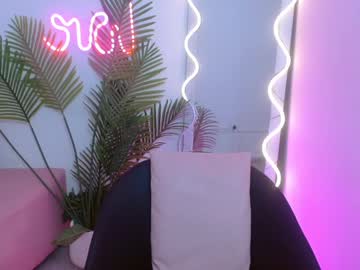 See Aurora_tay1 online Now @ roxpoxy.com
