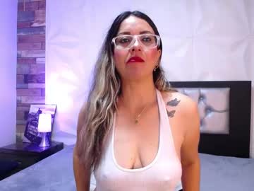 See Azaahara_ online Now @ roxpoxy.com