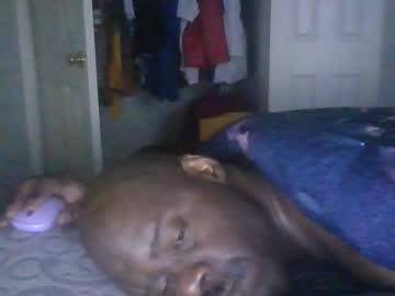 See Blackteddybear online Now @ roxpoxy.com