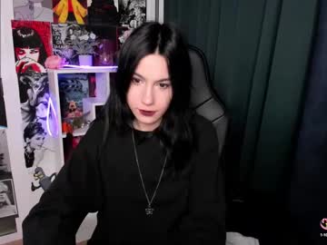 See Bluberry_bri online Now @ roxpoxy.com