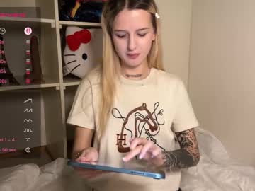 See Blushandburn online Now @ roxpoxy.com