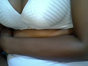 See Booty_bela online Now @ roxpoxy.com