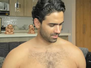 See Bradleymartin7 online Now @ roxpoxy.com