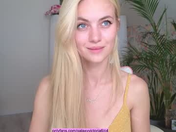 See Brilliantvictoria online Now @ roxpoxy.com