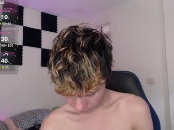 See Bryamado online Now @ roxpoxy.com