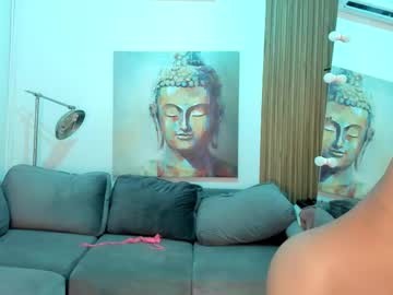 See Cailing online Now @ roxpoxy.com