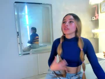 See Candysays_ online Now @ roxpoxy.com