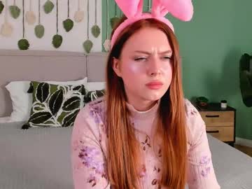 See Carlielewis online Now @ roxpoxy.com