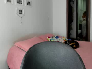 See Carolina_zaens online Now @ roxpoxy.com
