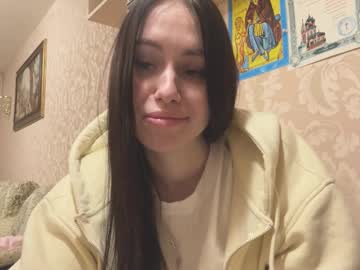 See Catharinelaumea online Now @ roxpoxy.com