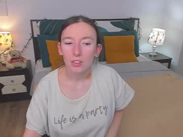 See Catherinewalls online Now @ roxpoxy.com