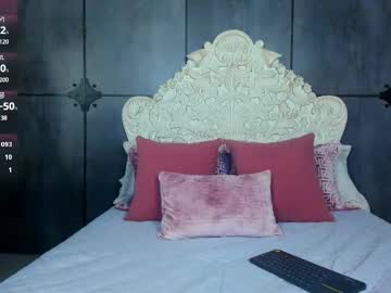 See Charlottegray_1 online Now @ roxpoxy.com