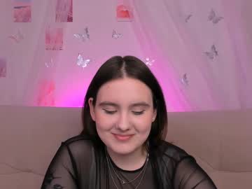 See Chelsyy_star online Now @ roxpoxy.com
