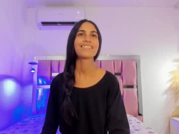 See Cherry_moon1 online Now @ roxpoxy.com