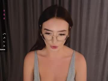 See Christywilliams_ online Now @ roxpoxy.com