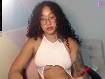 See Clitia_xx online Now @ roxpoxy.com