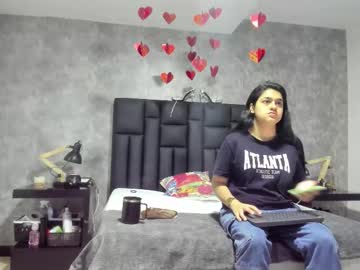 See Crystalboow online Now @ roxpoxy.com